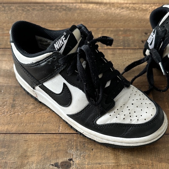 Nike Dunks - Picture 2 of 6